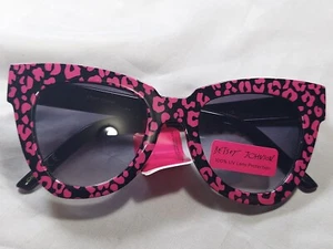 NWT Betsey Johnson Cat Eye Sunglasses Black & Pink Animal Print SR0921 - Picture 1 of 6