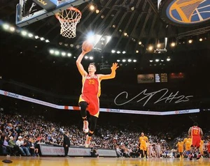 Chandler Parsons Autographed 16x20 Front View Dunk Photo- TriStar Authenticated - Picture 1 of 2