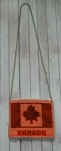 1970's Vintage Canada Flag Beaded Shoulder Bag – Maple Leaf – Patriotic - Picture 1 of 4
