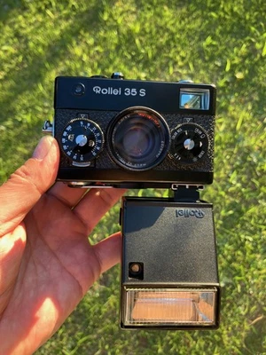 Meter Works! [Near MINT] Rollei 35 S Black Sonnar 40mm F2.8 w/Flash From JAPAN - Image 1 of 4