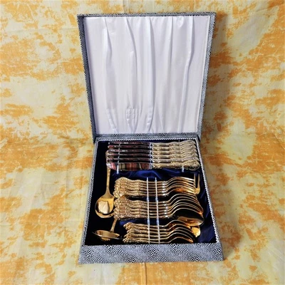 Älteres vergoldetes Besteck 23/24 Karat teilweise hartvergoldet 24 + 3 Teile - Bild 1 von 4