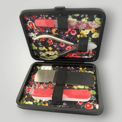 Ted Baker Schwarz Maniküre 4er Set Im Geschenketui Nagel- & Fußfeilen + Haarschneidemaschine. Neu