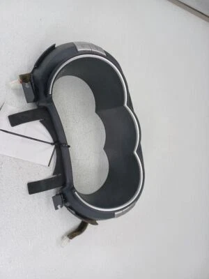 Nissan Quest 2012 bisel velocímetro OEM  Foto 1 de 4