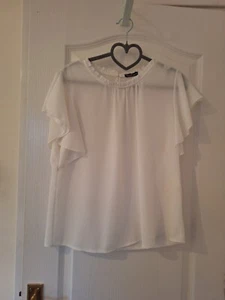 New Cream Boohoo Top size 10 - Picture 1 of 3