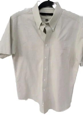 Camisa Claybrooke sin arrugas manga corta abotonada marrón para hombre grande 15-1/2 Foto 1 de 4