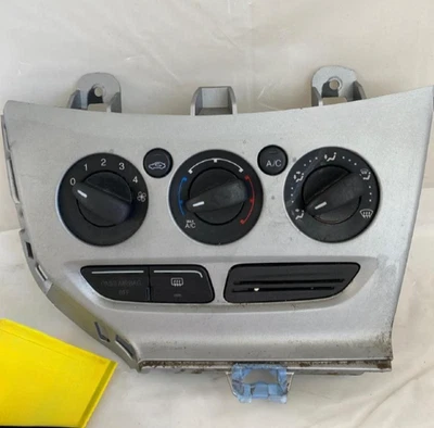 2013-2014 福特福克斯空调加热器气候手动温度控制燃气油 — 第 1/4 张图片