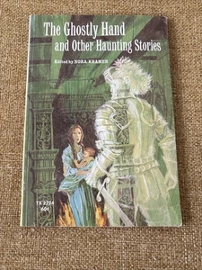 THE GHOSTLY HAND AND OTHER HAUNTING STORIES ~ 1st printing 1972 Nora Kramer - Bild 1 von 3