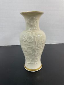 Lenox Ivory Cream w/ Gold Trim, 6-1/2" Vase w/ Floral Design  