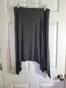 New York & Company Stretch Women's Charcoal Skirt Size M Solid Shark Bite Hem - Picture 1 of 7