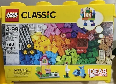 LEGO Large Creative Brick Box LEGO 10698 Classic Building (790 PC) Kit Brand New - Image 1 of 4