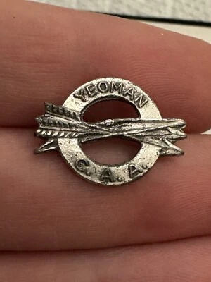 ВИНТАЖ 1950-х YEOMAN C.A.A. ЗНАЧОК АССОЦИАЦИИ СТРЕЛЬБЫ ИЗ ЛУКА CAMP - Изображение 1 из 4