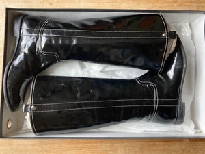 Staccato women's patent leather black knee length boots size 5 - excellent - Picture 1 of 4