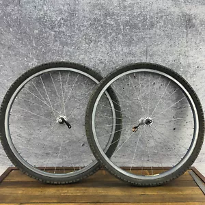 Shimano STX-RC Wheel Set 26 Asym FH-MC38 Fisher Hub Tires 32h 28h 135 Bontrager - Picture 1 of 18