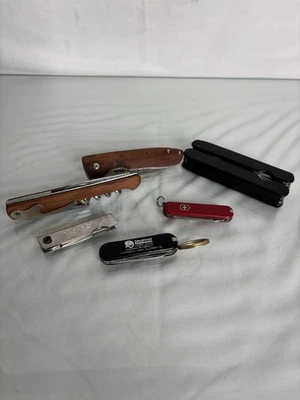 Swiss Army Victorinox, roble musgo, a presión, lote mixto de cuchillos de bolsillo Foto 1 de 4