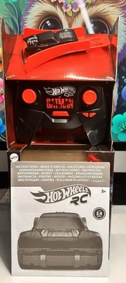 Hot Wheels RC Batmobile from The Batman Movie in 1:64 Scale, Remote-Control T - Image 1 of 4