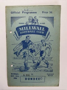Millwall v Dundee; Floodlit Friendly, 25th October 1954 - Foto 1 di 3