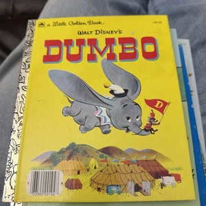 Walt Disney's DUMBO a Little Golden Book (1947, 1974) Vintage Children's Good - Picture 1 of 7