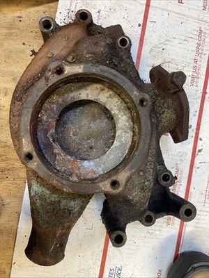 Carcasa de bomba de agua Mopar Big Block 413 original OEM 1962 Foto 1 de 4