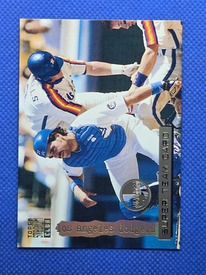 1994 Topps Stadium Club LOS ANGELES DODGERS Members Only Super Team card PIAZZA - Image 1 of 2