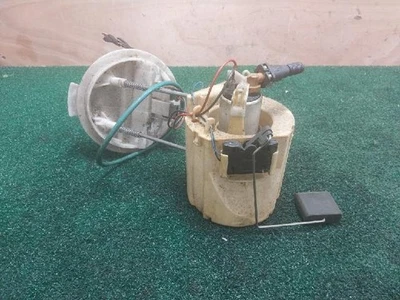 Mercedes-Benz E350 2012 bomba de combustible A 212 470 01 94 Foto 1 de 4