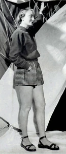 1950 Press Photo French leggy fashion model poses in brief shorts for Summer - Picture 1 of 2