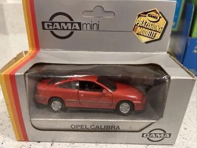 Gama Opel Vauxhall Calibra en Rojo 2 Puertas 1138 en escala 1:43 Foto 1 de 4