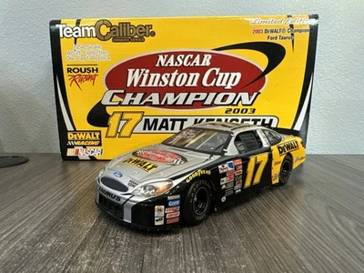2003 Matt Kenseth #17 Campeón de la Copa Dewalt Winston 1:24 NASCAR Equipo Calibre Sin usar, en caja Foto 1 de 4