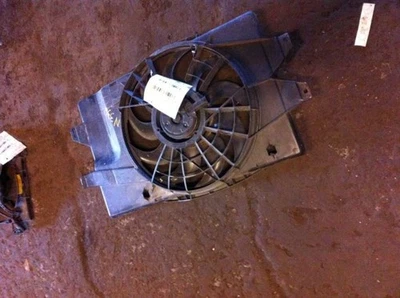 Conjunto de ventilador de radiador motor Dodge Caravan 93-95 Foto 1 de 4