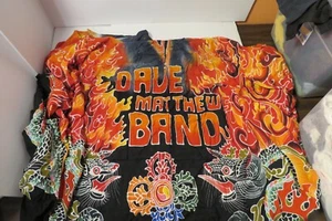 Bandiera banner batik dipinto a mano logo ballerina Dave Matthews band nuova con etichette 317/500 - Foto 1 di 5