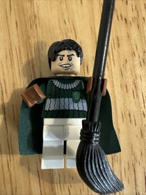 Lego Marcus Flint Minifigure hp107 Harry Potter 4737 Quidditch Match