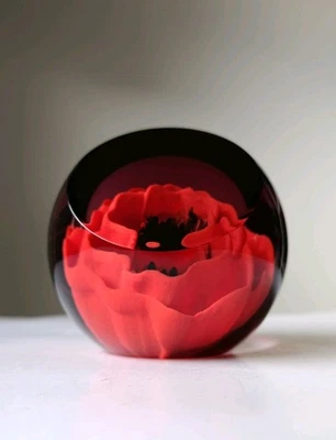 Remembrance Poppy Caithness Glass Paperweight Scotland *Damaged - Image 1 of 4