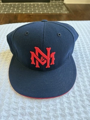 Sombrero marca Mitchell And Ness 7 3/8 nunca usado Foto 1 de 3