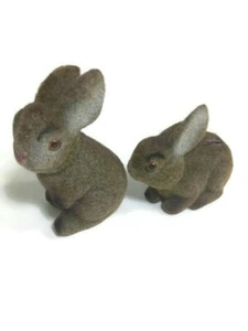 Estatuilla de colección Flocked Fuzzy Bunny Rabbit banco de monedas década de 1980 6,5" decoración de Pascua - Imagen 1 de 7