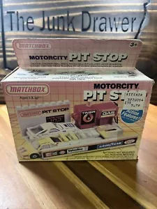 Vintage Matchbox Motor City Pit Stop in Box 1985-1989 - Picture 1 of 12