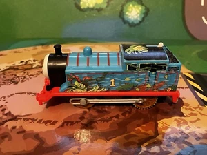 Trackmaster ACE RACER THOMAS Thomas & seine Freunde motorisierter Batteriezug - Bild 1 von 4