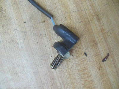 2003 01 02 03 04 05 Yamaha FZ1 FZ1000 FZS10 FZ 1000 sensor de temperatura Foto 1 de 3
