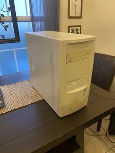 Vintage Windows XP Desktop Computer PC Tower - Intel Celeron - 3gb RAM - ASUS MB - Bild 1 von 16