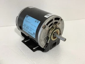 WEG .3318OS1BSPRB48Z-S Electric Motor, 0.33Hp, 60Hz, 1800 Rpm 14590034 - Picture 1 of 8