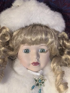 Muñeca Embrujada Entidad Espiritual "Janet" Compleja Energía, Espíritu de Secretos 17" Alto - Imagen 1 de 3