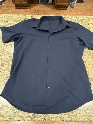 Men’s Lululemon SS Button Up True Navy Sz XL - Image 1 of 3