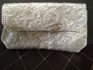 Bolso clutch sobre con cuentas DE COLECCIÓN - Cartera blanca con cuentas y lentejuelas - LA Regale - Imagen 1 de 3