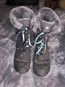 Columbia Omnigrip Size 4 boots - Picture 1 of 4