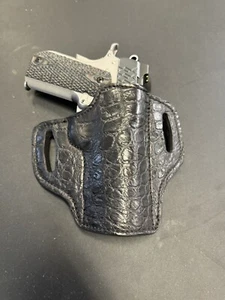 1911 45 Auto / ACP Alligator Skin Holster - Picture 1 of 8