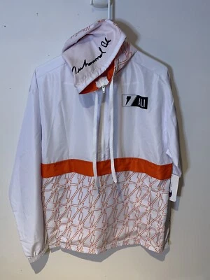 穆罕默德·阿里限量版亲笔签名佳得乐夹克 S 码拳击冠军 — 第 1/4 张图片