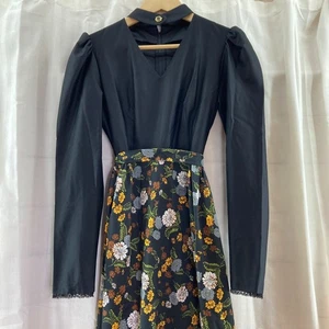 Vintage 70er Handmade Maxikleid Blumen Rock Puffärmel Prärie Goth S - Bild 1 von 10