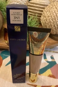 Futurist Hydra Rescue feuchtigkeitsspendendes Make-up 1,2 Oz. - 3N1 - Elfenbein Beige - Bild 1 von 4