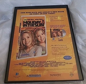 Mary Kate And Ashley Holiday In The Sun Print Ad 2001 Framed 8.5X11 - Picture 1 of 1