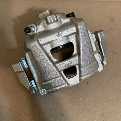 1x Front Right Disc Brake Caliper w/Bracket for Audi Q3 Volkswagen Passat Tiguan — 第 1/3 张图片