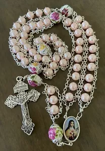 Rosario Escalera|St. Rosario Católico Teresa del Niño Jesús | Hecho a mano en EE. UU. - Imagen 1 de 7