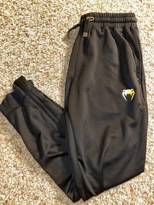 Venum UFC Sweatpants Mens Medium Black Gold Stretch Fleece Jogger - Picture 1 of 4